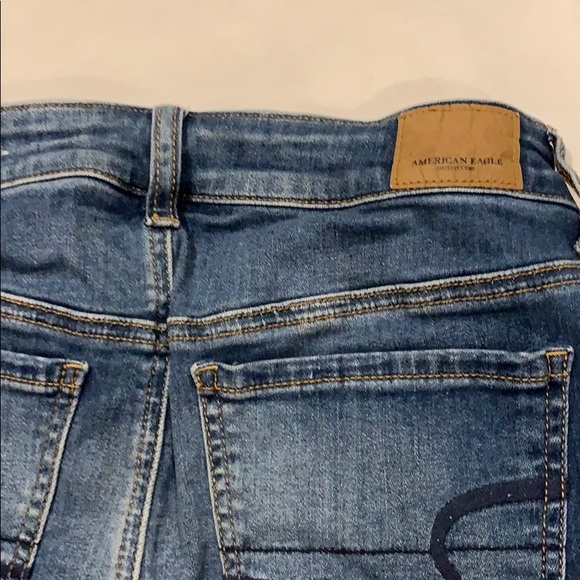 American Eagle stretch high-rise shorts - Picture 3 of 3